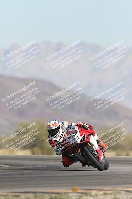 media/Oct-26-2025-Race Pace (Sun) [[c1447ca738]]/Verified/4-Turn 14 (1040am)/